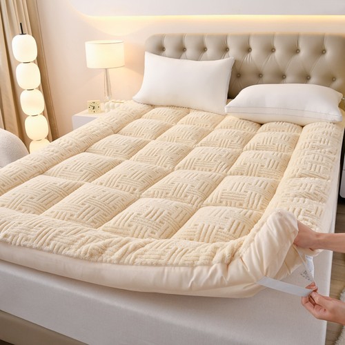 Hotel quality fluffy mattress - hotel,